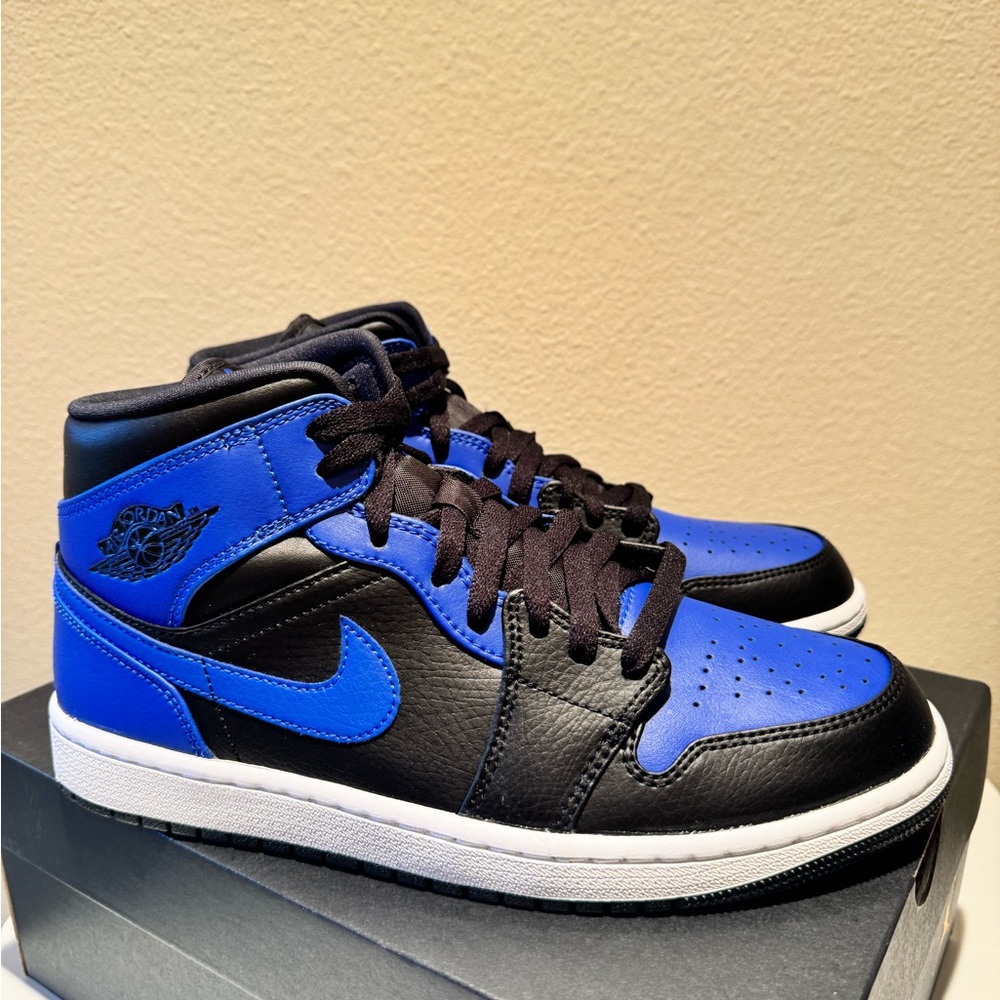 Air Jordan 1 Mid Black/Hyper Royal